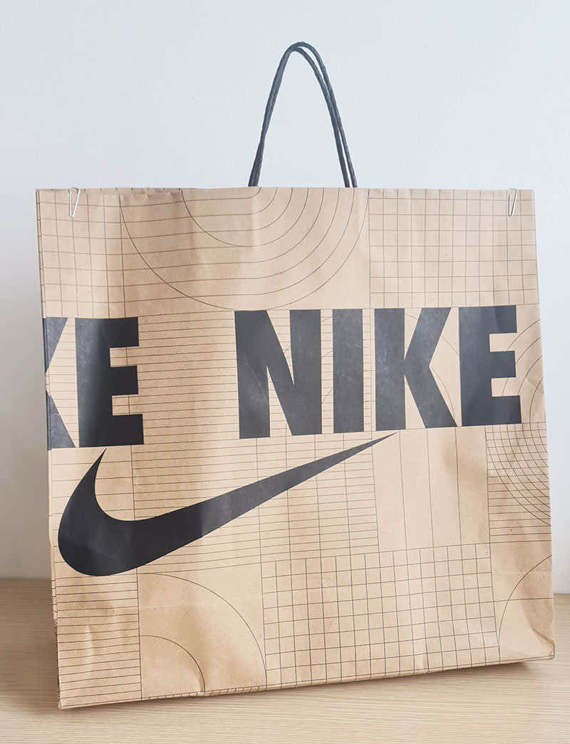 120gsm Kraft paper bag with logo printing, twisted handle NIKE